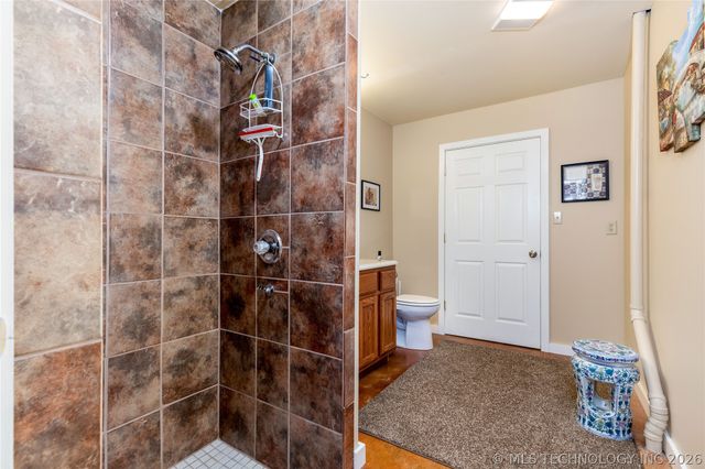 449 Private Road 065 Road, Eucha, OK 74342