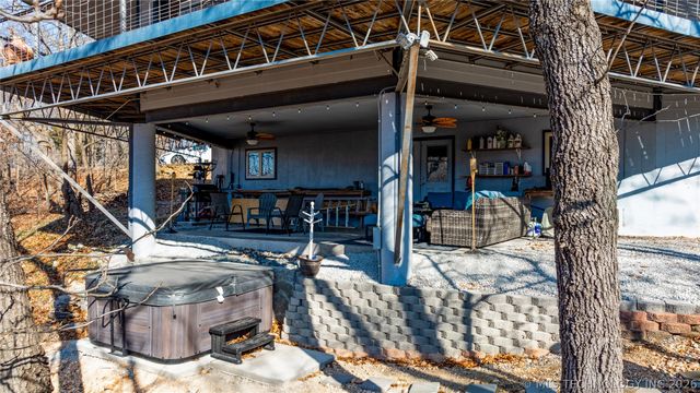 449 Private Road 065 Road, Eucha, OK 74342