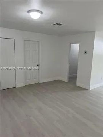 20922 NW 39th Ave, Miami Gardens, FL 33055