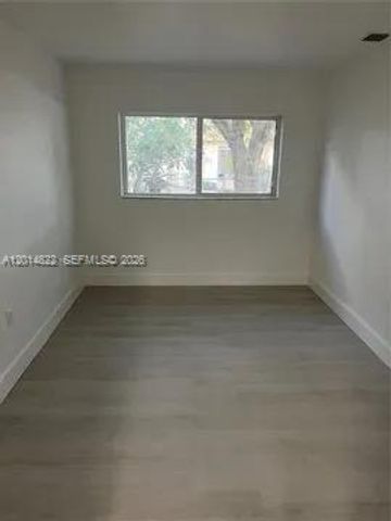 20922 NW 39th Ave, Miami Gardens, FL 33055