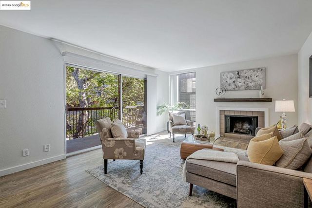 2700 Le Conte AVE 301, Berkeley, CA 94709