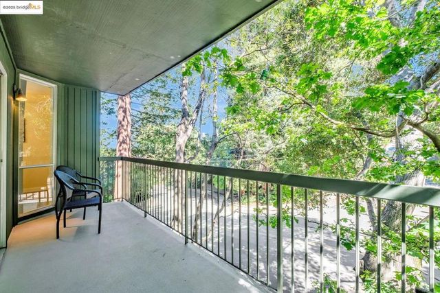 2700 Le Conte AVE 301, Berkeley, CA 94709