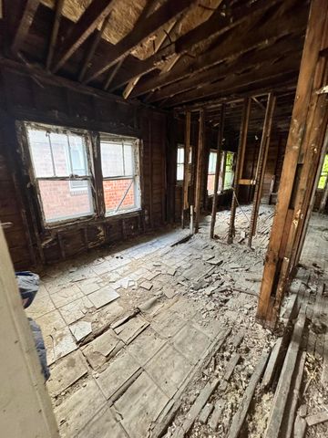 1072 Van Buren Street, Gary, IN 46402