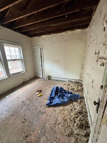 1072 Van Buren Street, Gary, IN 46402