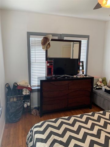 1546 Lombardy Street B, Houston, TX 77023