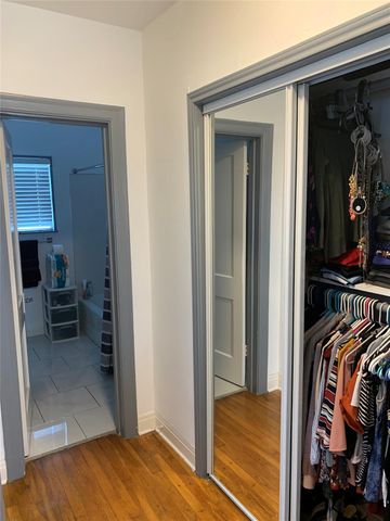 1546 Lombardy Street B, Houston, TX 77023