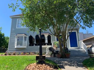 1546 Lombardy Street B, Houston, TX 77023