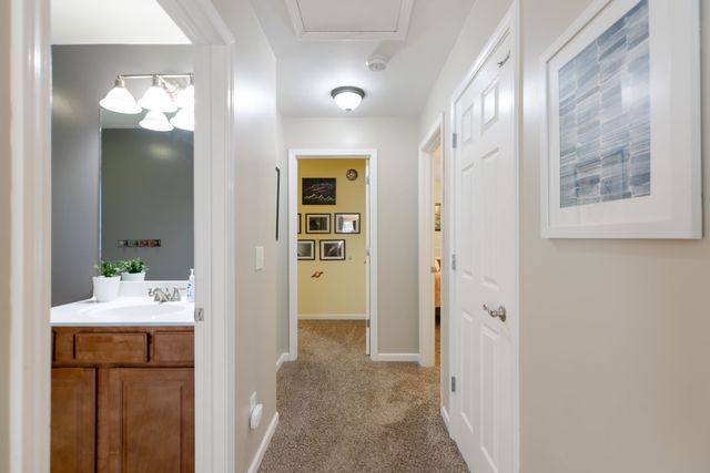 2008 Flocking Dr, Spring Hill, TN 37174