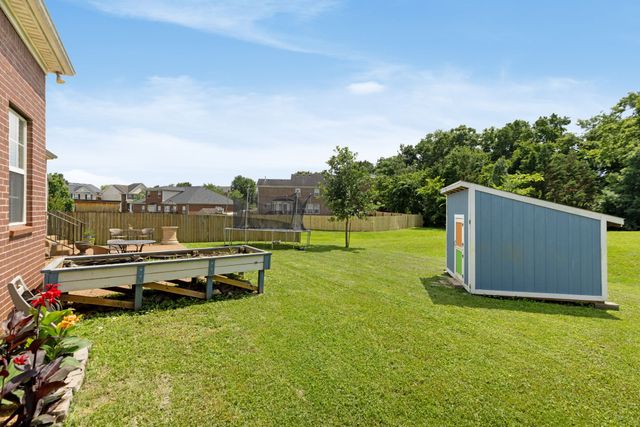 2008 Flocking Dr, Spring Hill, TN 37174