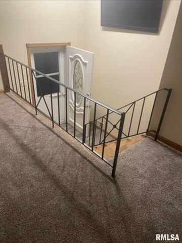 1 DOMINION Court, Pekin, IL 61554