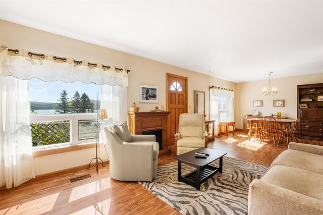 12 Lake Francis, Pittsburg, NH 03592