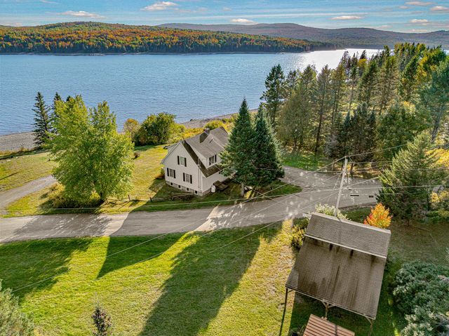 12 Lake Francis, Pittsburg, NH 03592