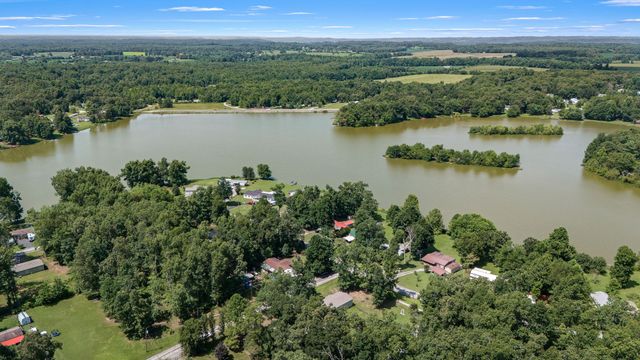 90 Shady Ln, Beechgrove, TN 37018