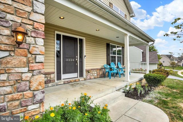 2224 NORTHVIEW LN, Harrisburg, PA 17110