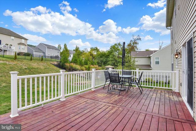 2224 NORTHVIEW LN, Harrisburg, PA 17110