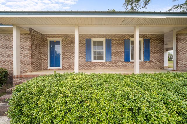 101 Pony Drive, Swainsboro, GA 30401