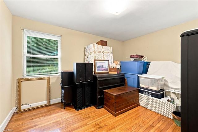 3810 Yadkinville Road, Winston-salem, NC 27106