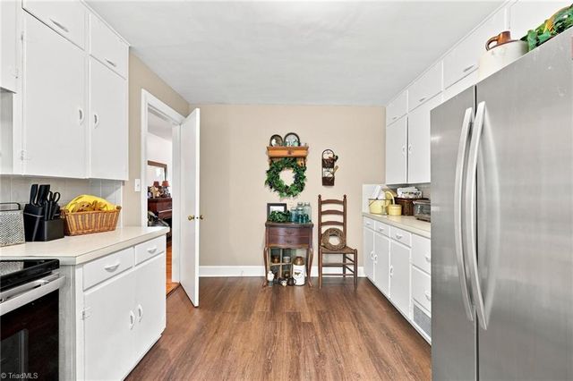 3810 Yadkinville Road, Winston-salem, NC 27106