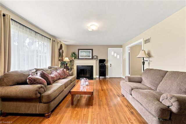 3810 Yadkinville Road, Winston-salem, NC 27106