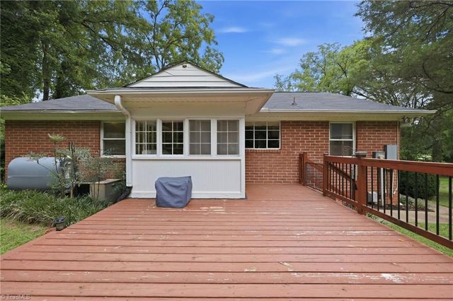 3810 Yadkinville Road, Winston-salem, NC 27106