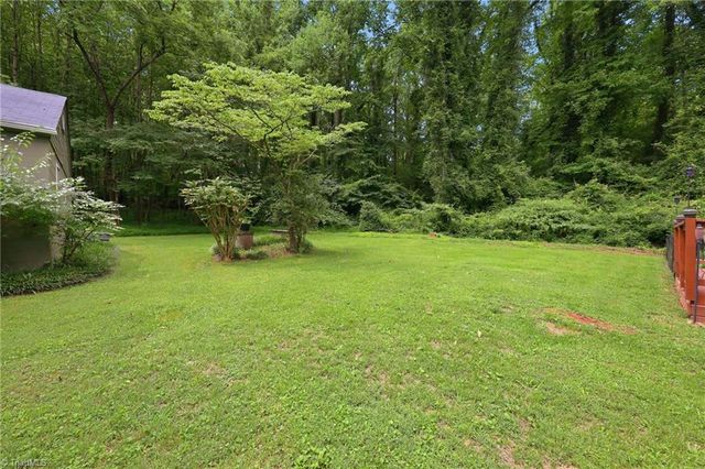 3810 Yadkinville Road, Winston-salem, NC 27106