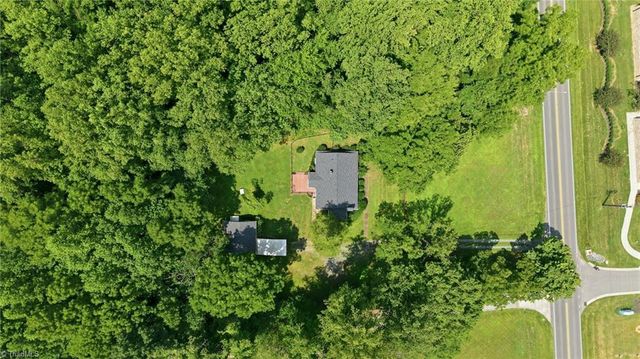 3810 Yadkinville Road, Winston-salem, NC 27106