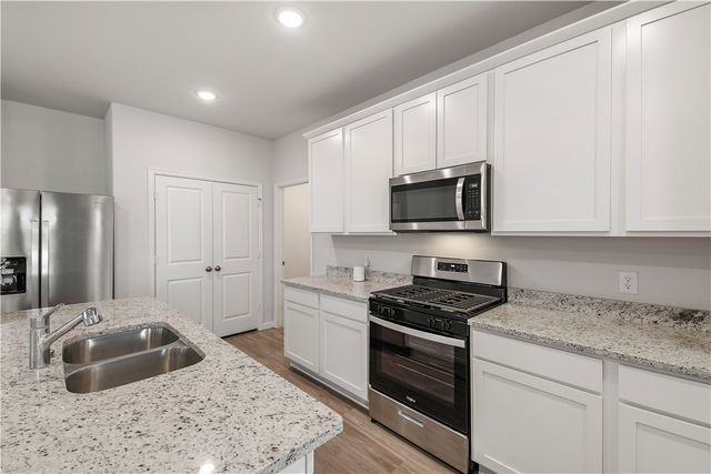 1908 Champions Drive, Navasota, TX 77868