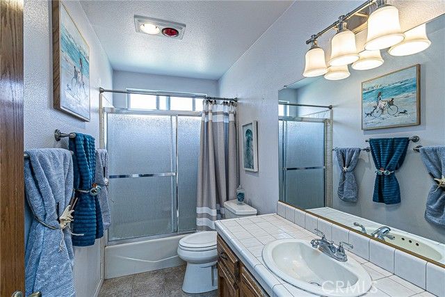 935 Rainbow, Santa Maria, CA 93455