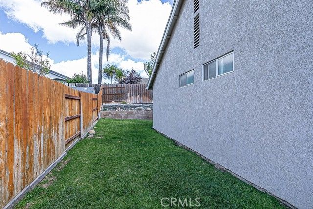 935 Rainbow, Santa Maria, CA 93455