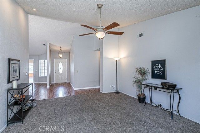 935 Rainbow, Santa Maria, CA 93455