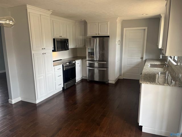 205 Taylor Road, Glencoe, AL 35905