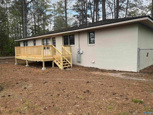 205 Taylor Road, Glencoe, AL 35905