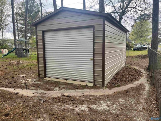 205 Taylor Road, Glencoe, AL 35905