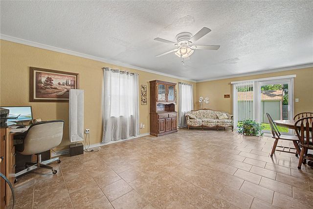 608 N 10th Street, Rogers, AR 72756