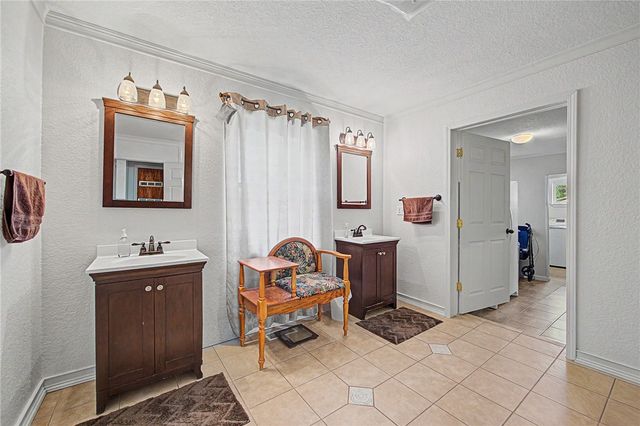 608 N 10th Street, Rogers, AR 72756