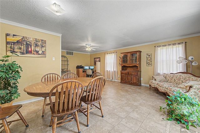 608 N 10th Street, Rogers, AR 72756