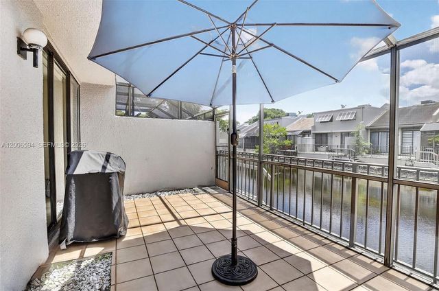 11254 NW 15th Ct, Pembroke Pines, FL 33026
