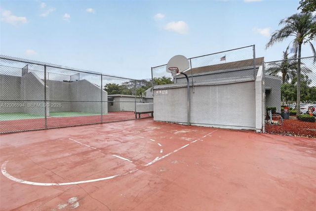 11254 NW 15th Ct, Pembroke Pines, FL 33026