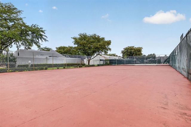 11254 NW 15th Ct, Pembroke Pines, FL 33026