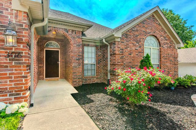 306 Hidden Meadows Drive, Benton, AR 72015