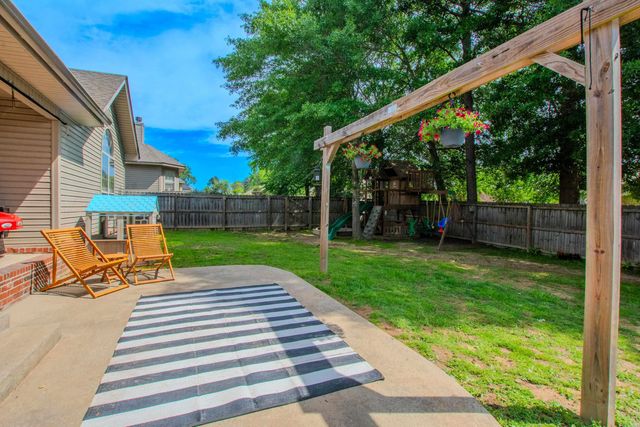 306 Hidden Meadows Drive, Benton, AR 72015