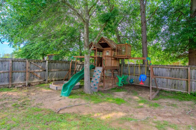 306 Hidden Meadows Drive, Benton, AR 72015