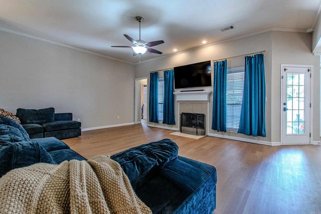 306 Hidden Meadows Drive, Benton, AR 72015