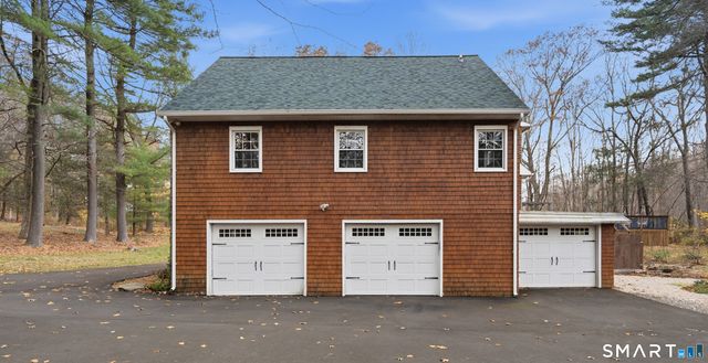 46 Henderson Drive, Avon, CT 06001