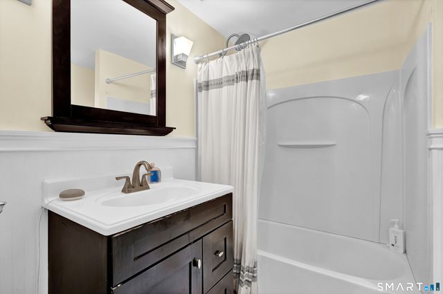 46 Henderson Drive, Avon, CT 06001