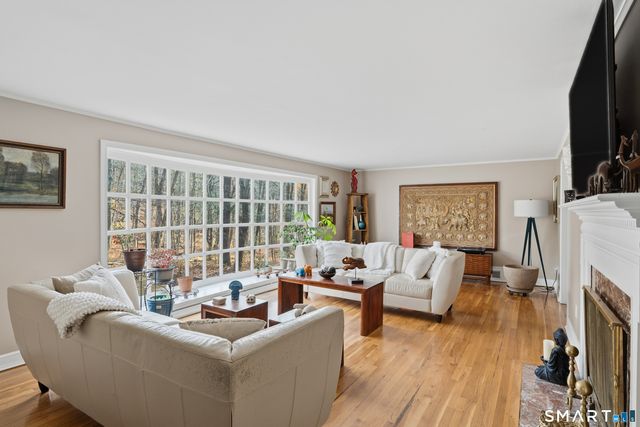 46 Henderson Drive, Avon, CT 06001