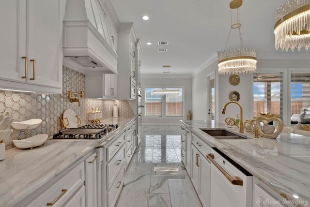 704 Calcasieu Pass, Bossier City, LA 71111