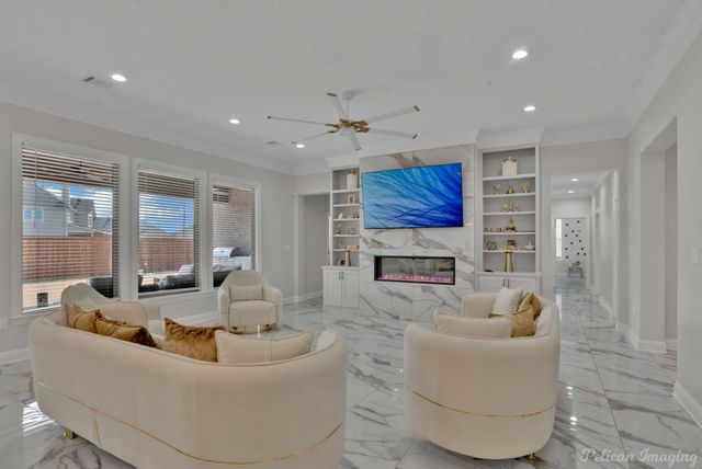 704 Calcasieu Pass, Bossier City, LA 71111