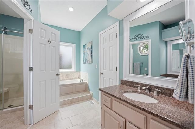 14220 S Brougham Drive, Olathe, KS 66062