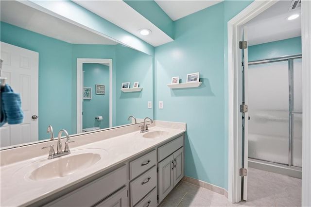 14220 S Brougham Drive, Olathe, KS 66062